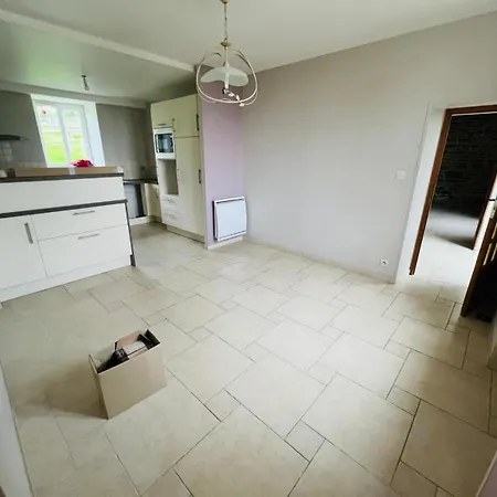 La Clef Decamp Ferme Bellevue 15pers, A La Campagne, Proche Vire بيت للعطل *