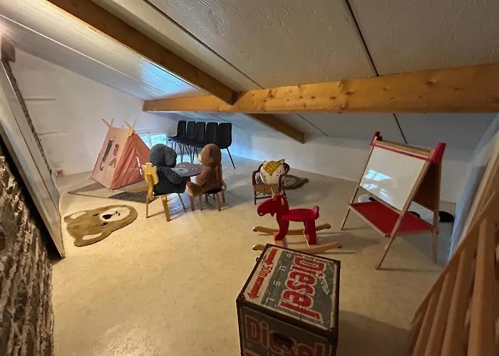 Holiday home La Clef Decamp Ferme Bellevue 15 Pers, A La Campagne, Proche Vire Burcy (Calvados)